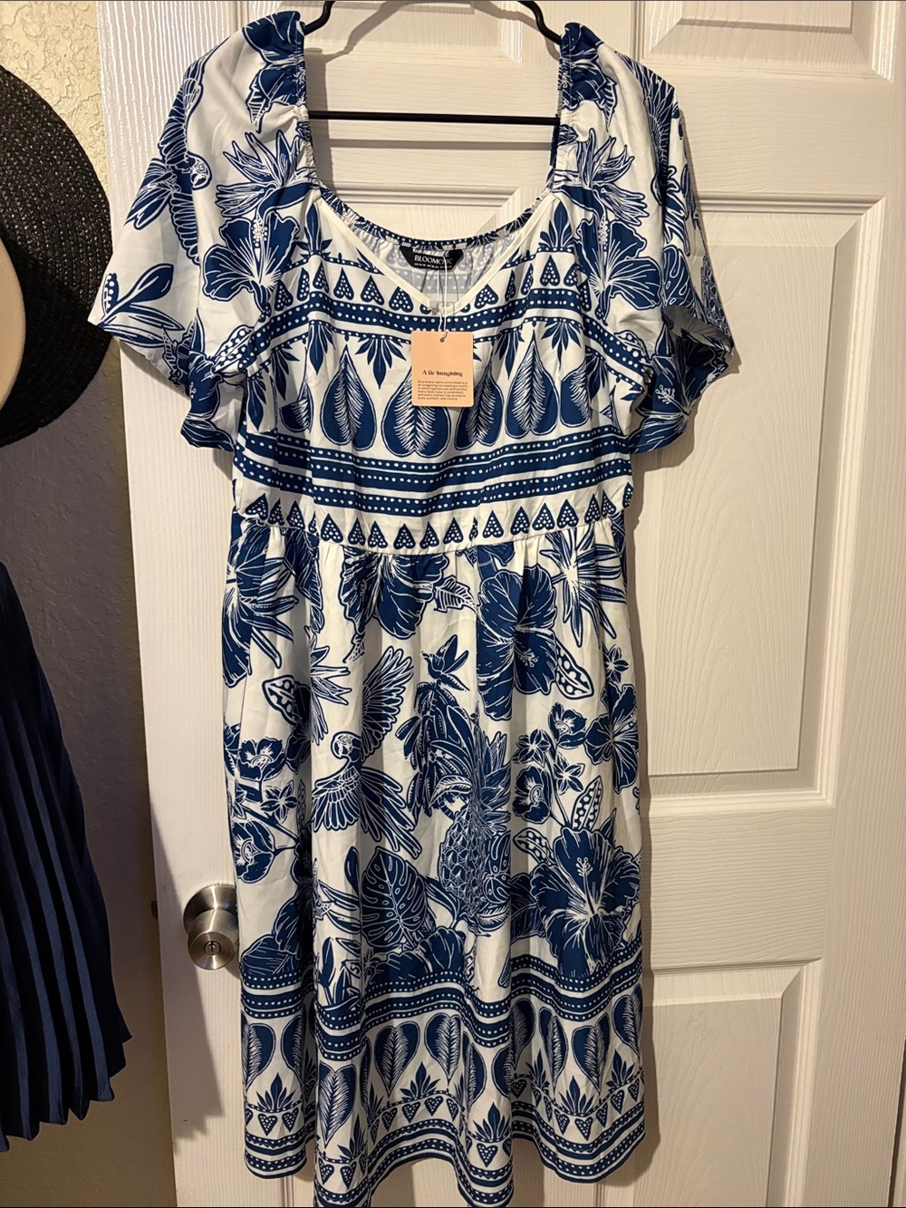 Blue & White Floral Scoop-Neck Women’s Dress